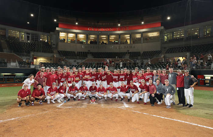 2023 Alabama Baseball Team after winning Tuscaloosa Regional at Sewell-Thomas Stadium